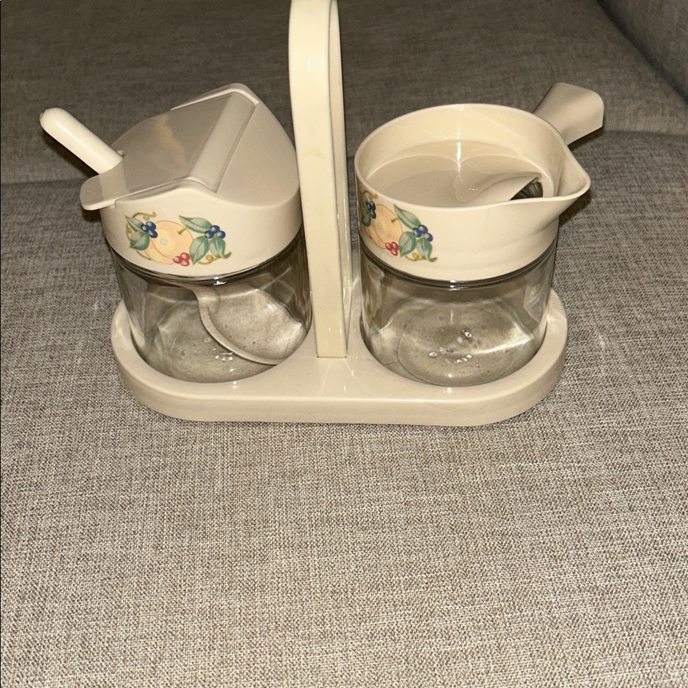 Corelle Gemco creamer and sugar with holder - Picture 2 of 6